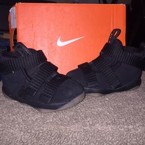 Size 5c LeBron (Nike)